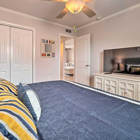 Beachfront Condo With Unobstructed Ocean Views! Oak Island Exteriér fotografie