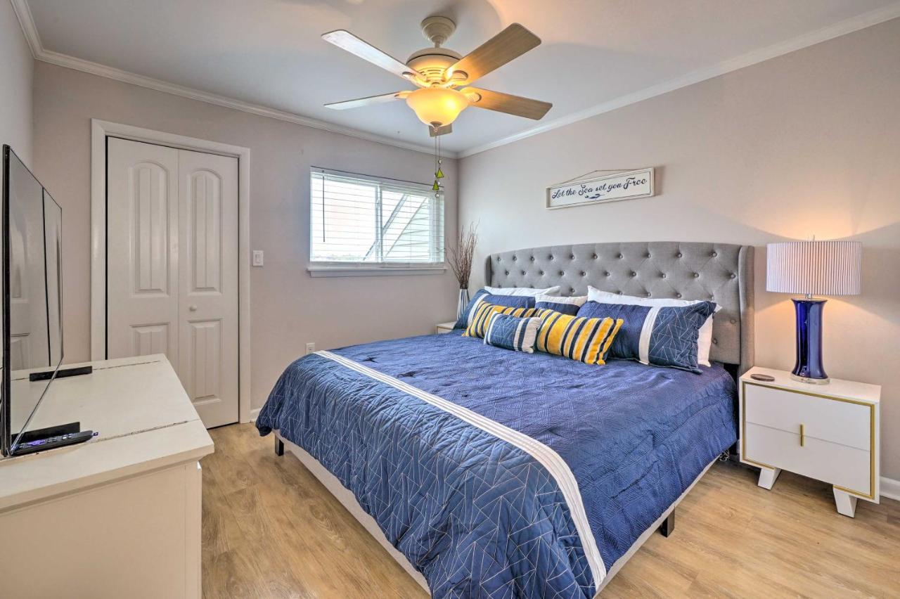Beachfront Condo With Unobstructed Ocean Views! Oak Island Exteriér fotografie